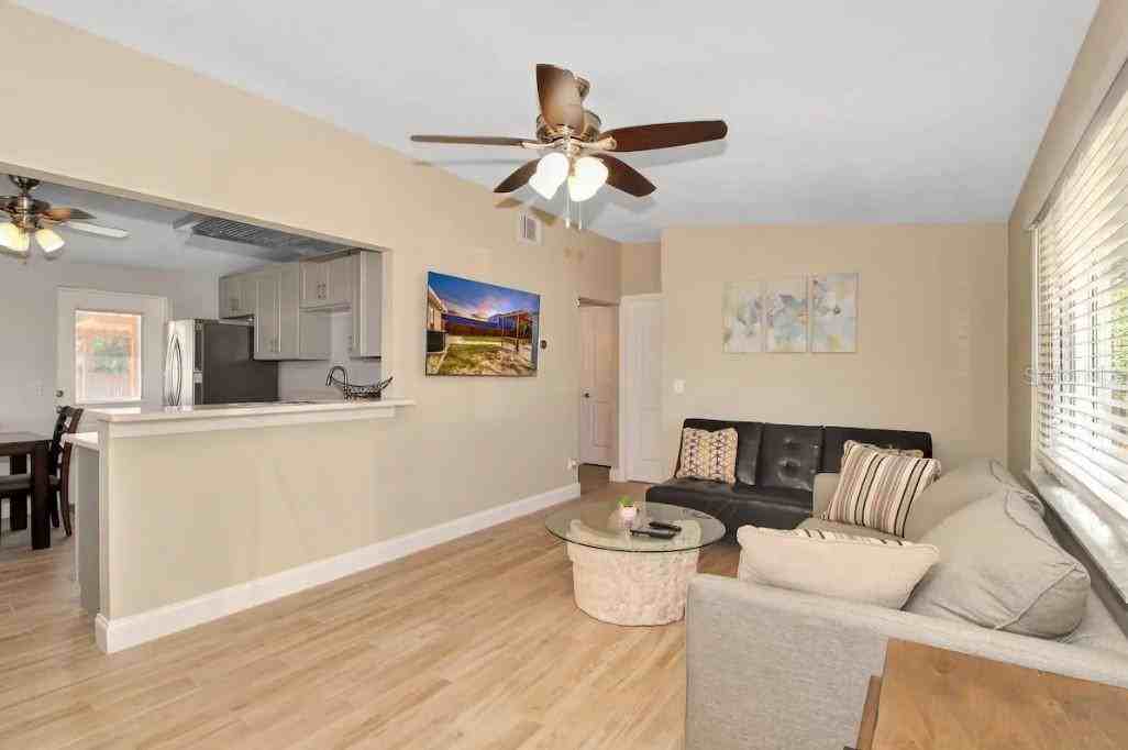 514 Ulelah Ave - Photo 2 of 9
