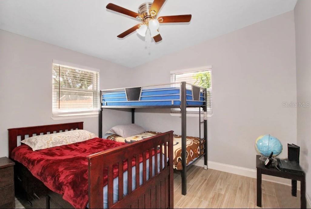514 Ulelah Ave - Photo 7 of 9