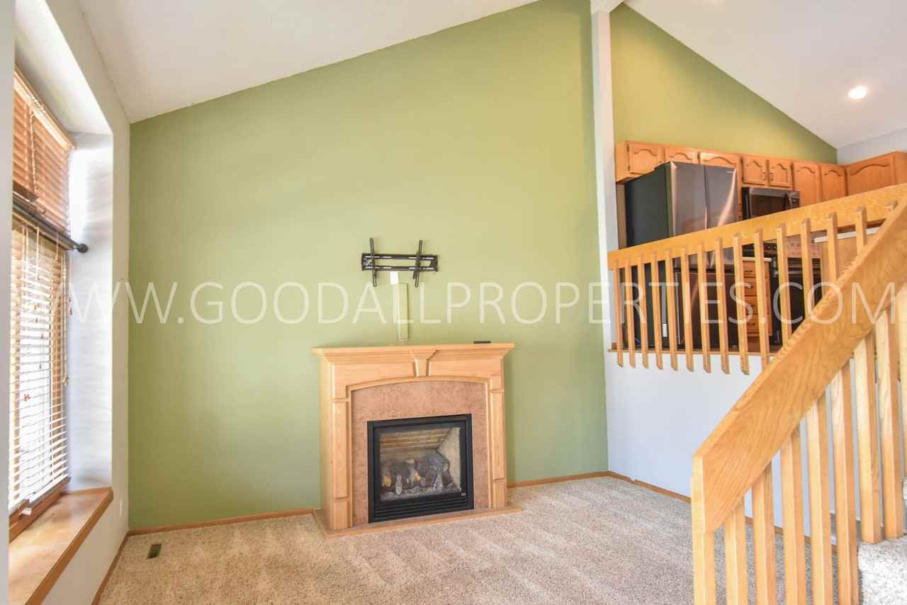245 Becky Lynn Blvd - Photo 2 of 39