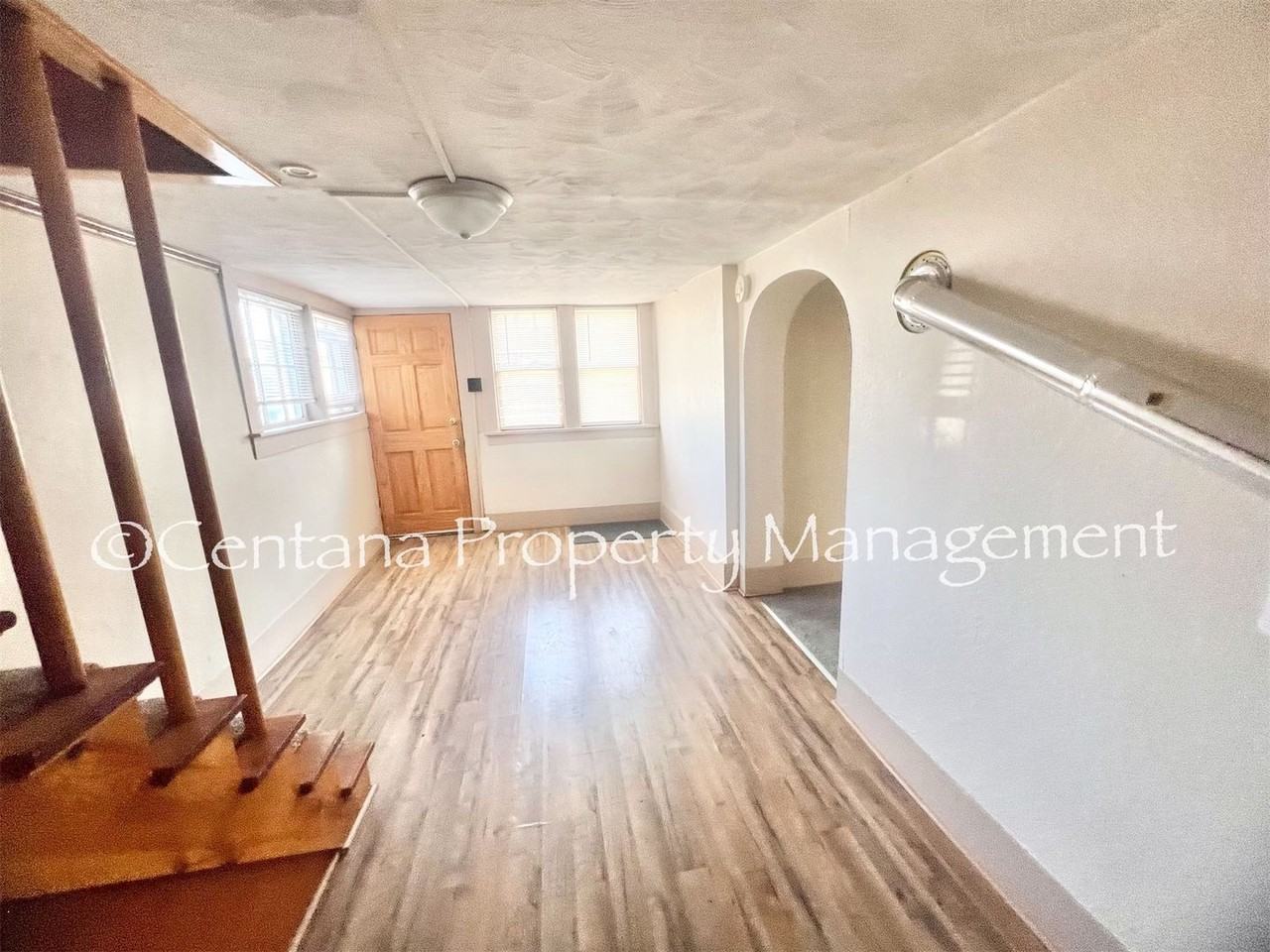 515 James St - Photo 4 of 19