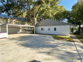 906 Lakeview Trl - Photo 1 of 1