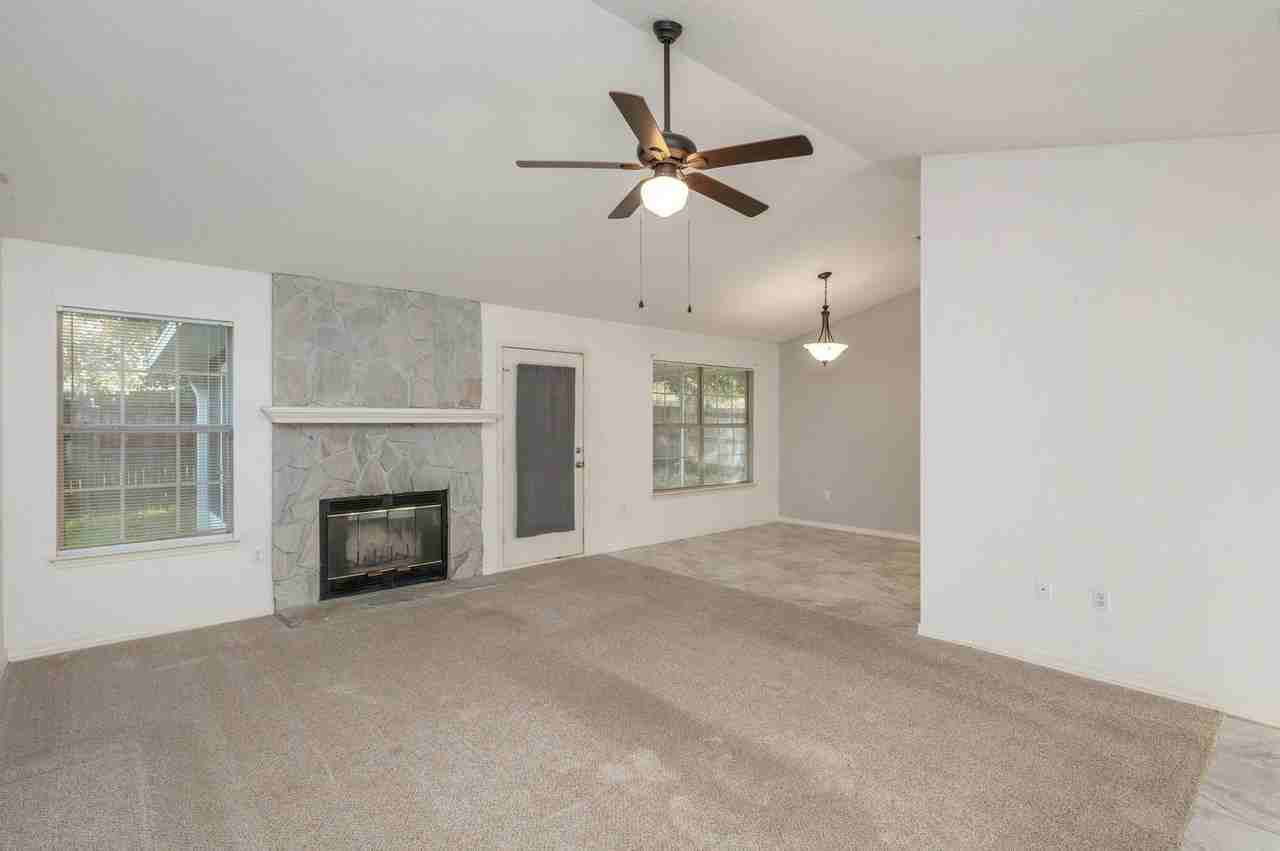 4253 Antioch Rd - Photo 4 of 30