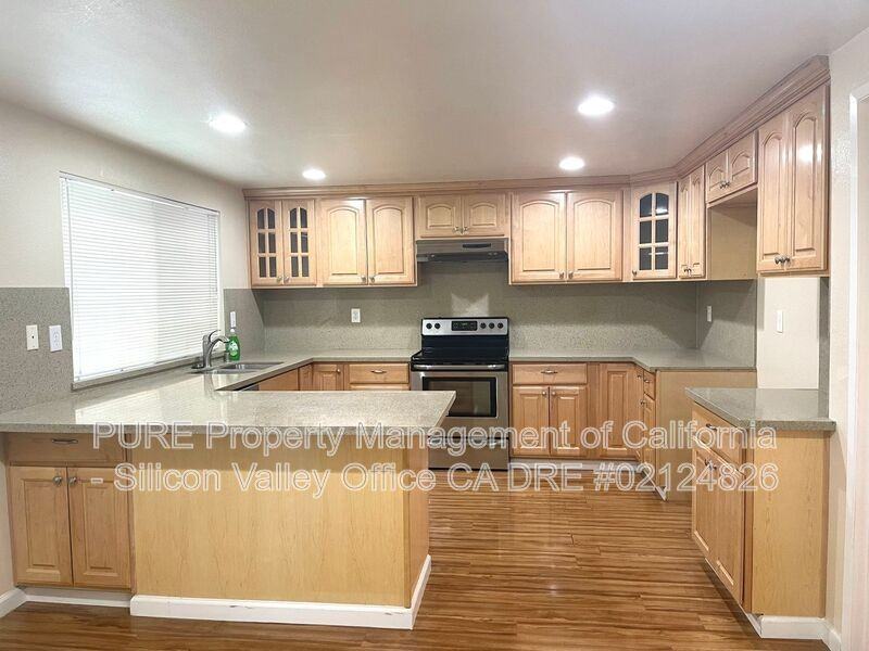 6361 Pearlroth Dr - Photo 2 of 20