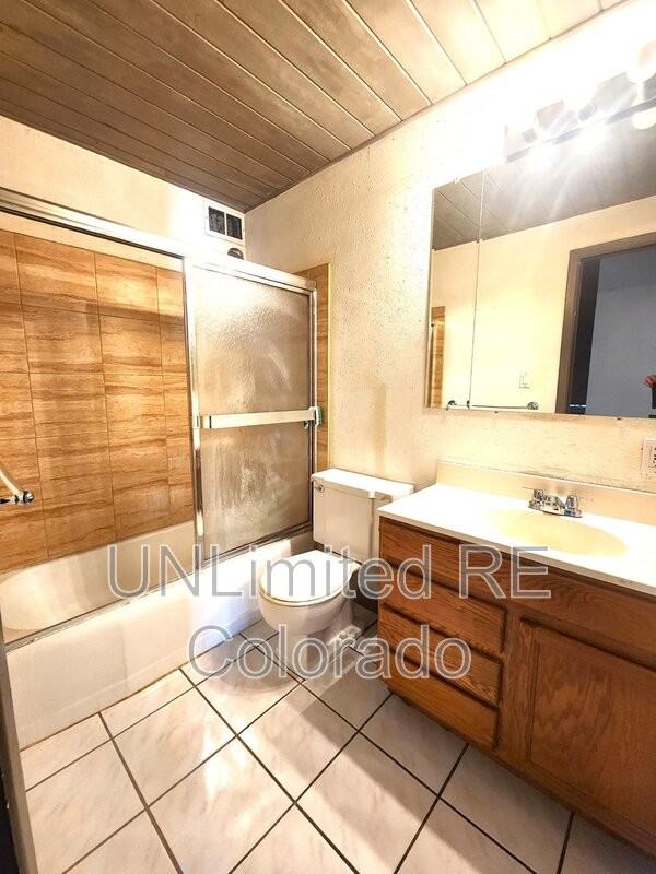 1343 N High St #13 - Photo 6 of 10