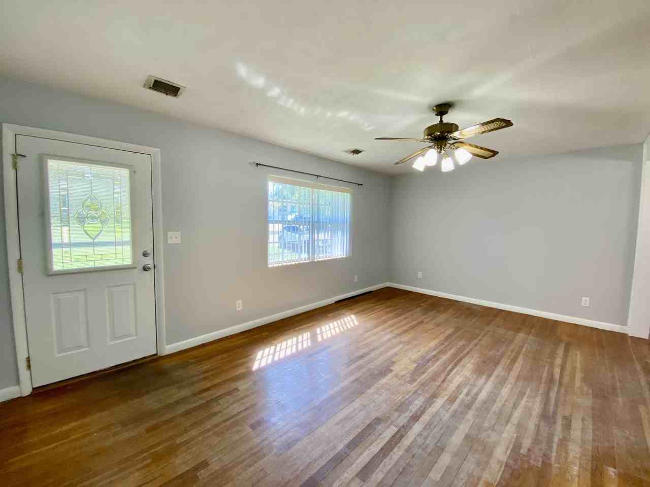 3844 Gerhardt Dr - Photo 2 of 20