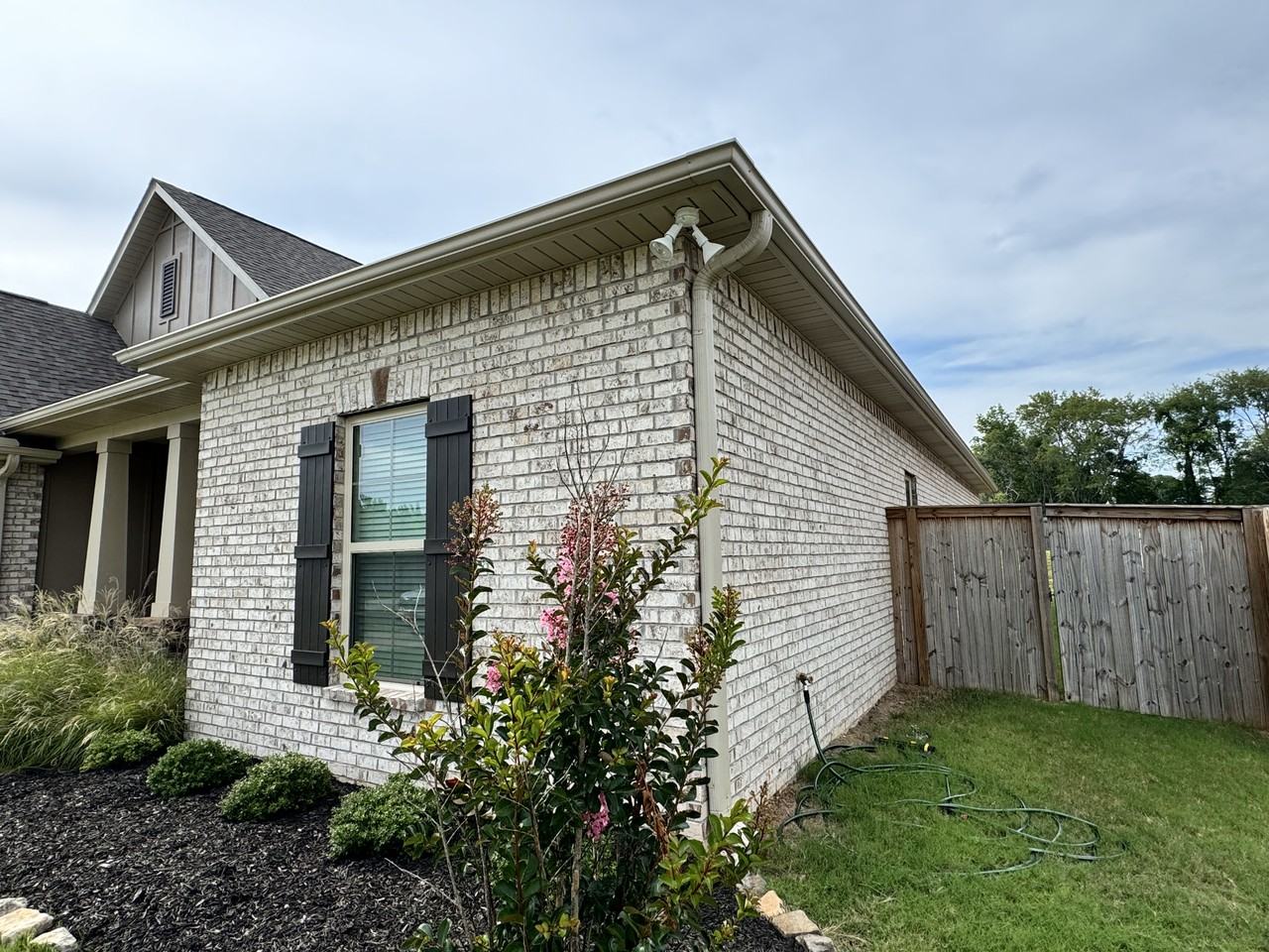 109 Kambry Grove Dr - Photo 3 of 26
