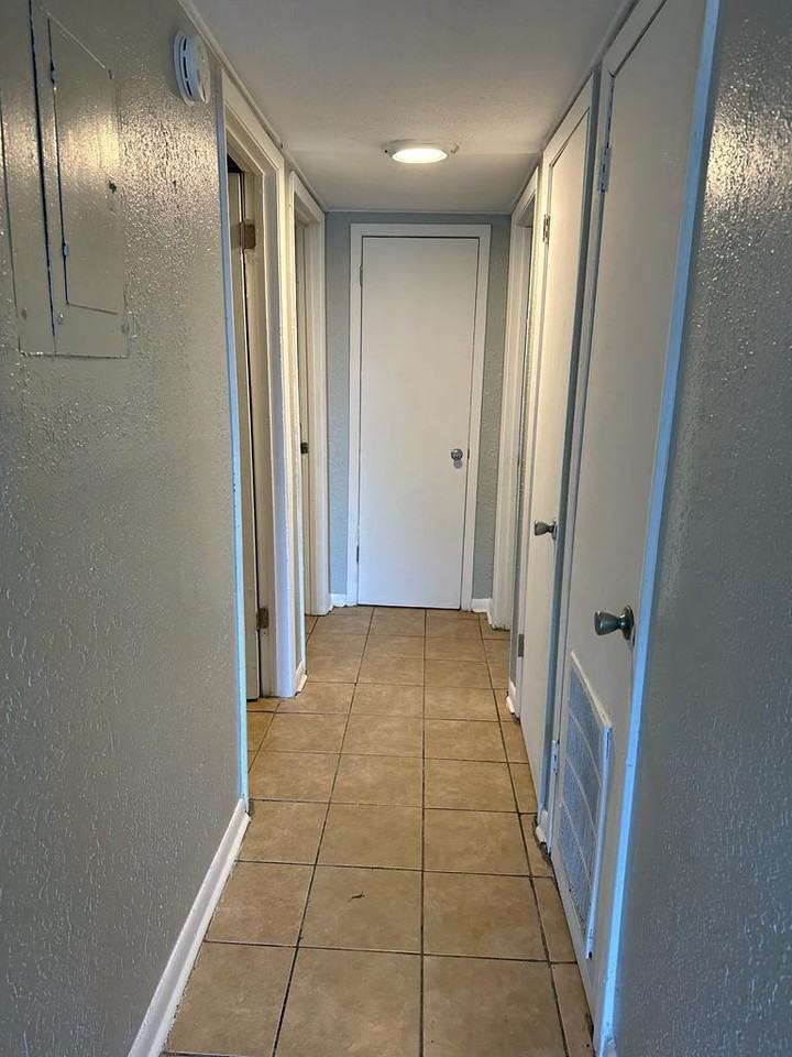 5141 Shenandoah Ave - Photo 5 of 40