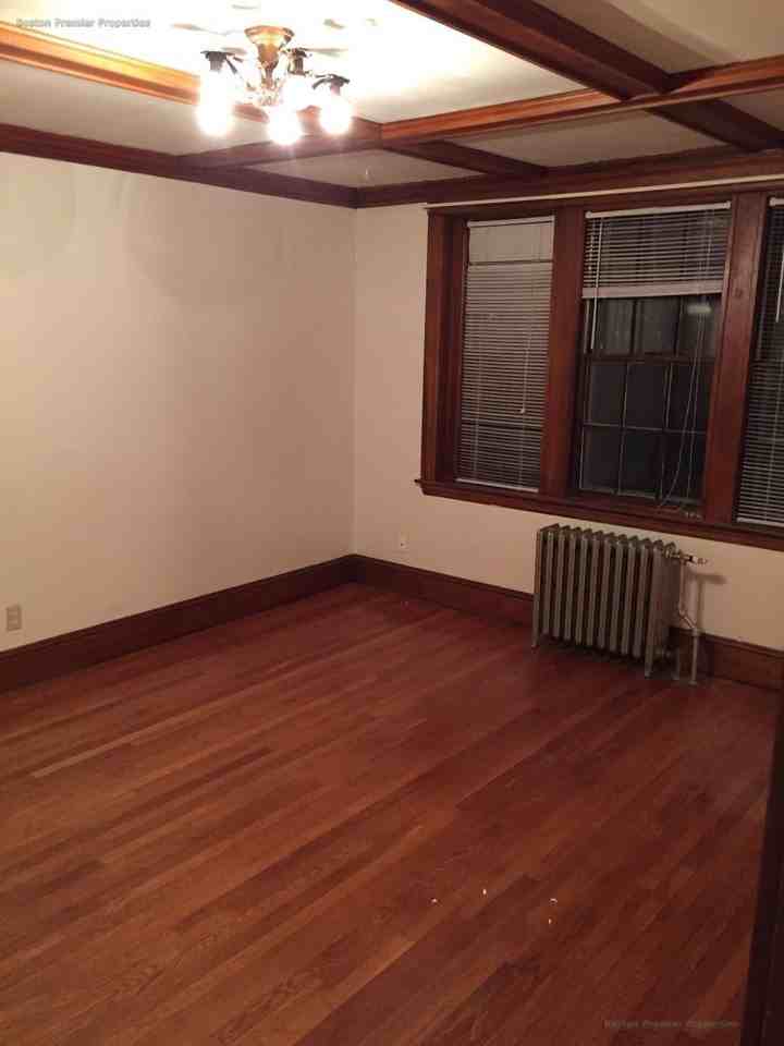 Presidents Ln #12 - Photo 4 of 8