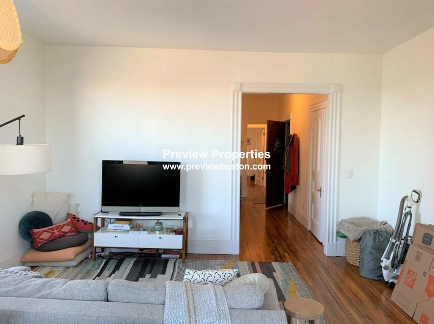 Beacon St #46P - Photo 2 of 14