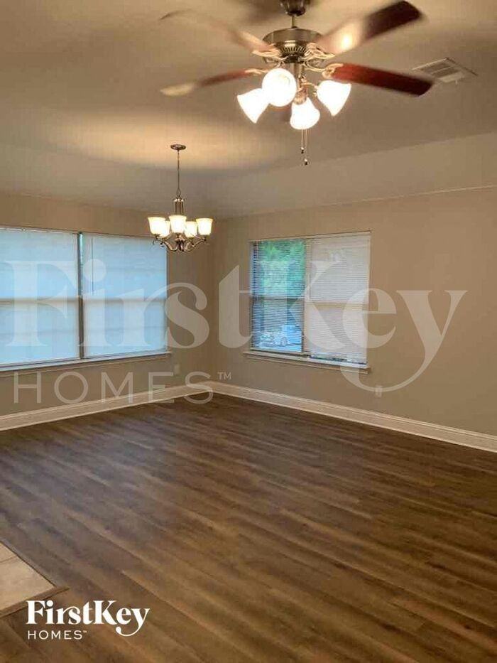 627 Canvas Ct - Photo 2 of 14