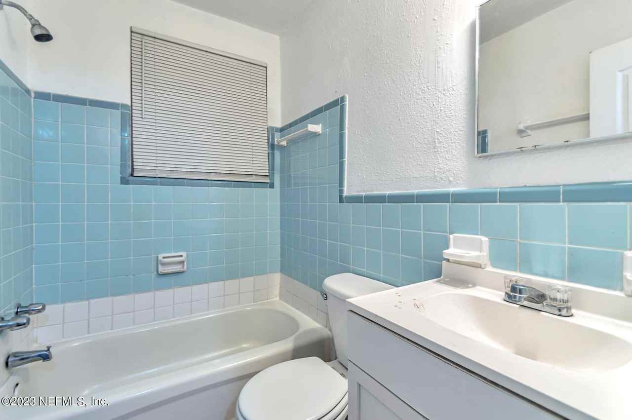 La Kaye - Photo 7 of 7