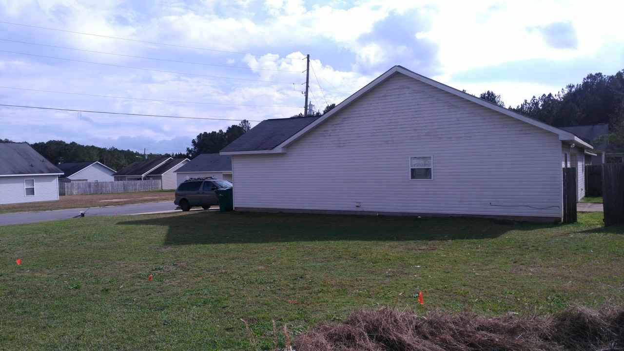 16210 Stone Ridge Parkway - Photo 2 of 25