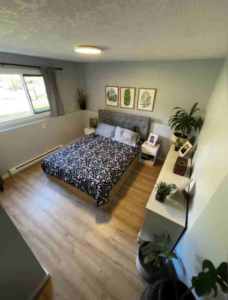 7818 West Coast Road - Photo 3 of 8