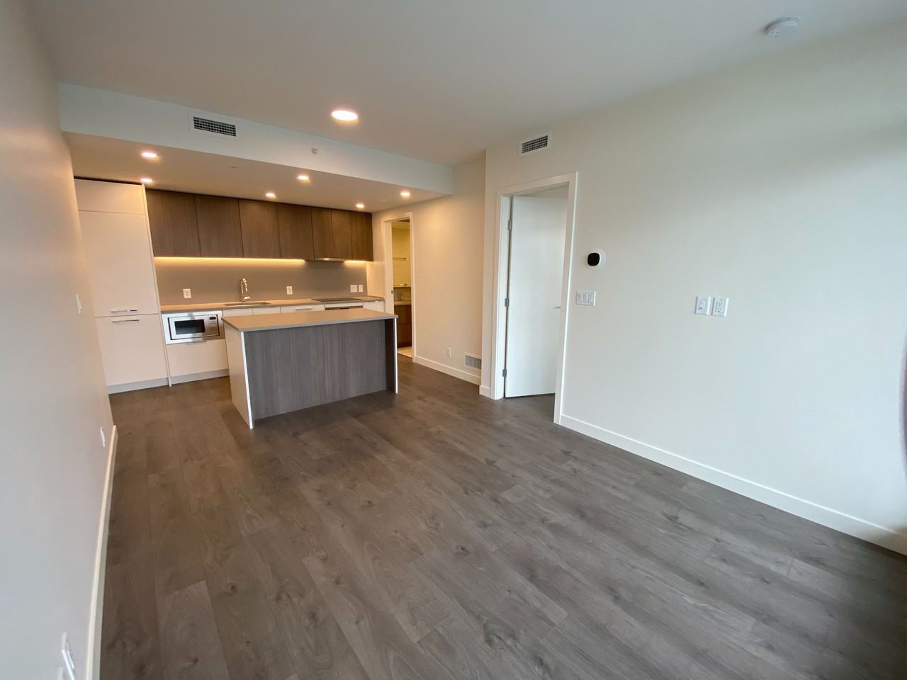 13318 104 Ave - Photo 2 of 17