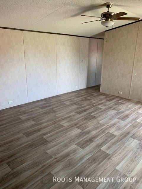 154 Riviera Courts Dr #154 - Photo 3 of 6