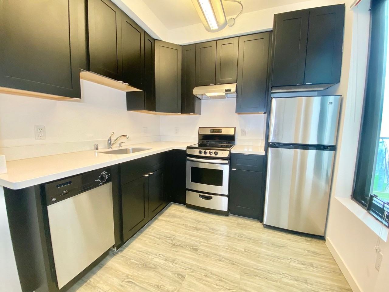 480 Potrero Avenue - Photo 5 of 27