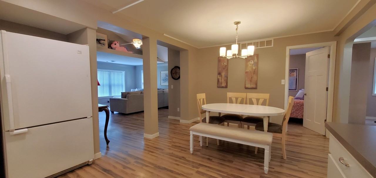 6260 6260 Cedarmere - V - Unicorn House - Photo 4 of 20