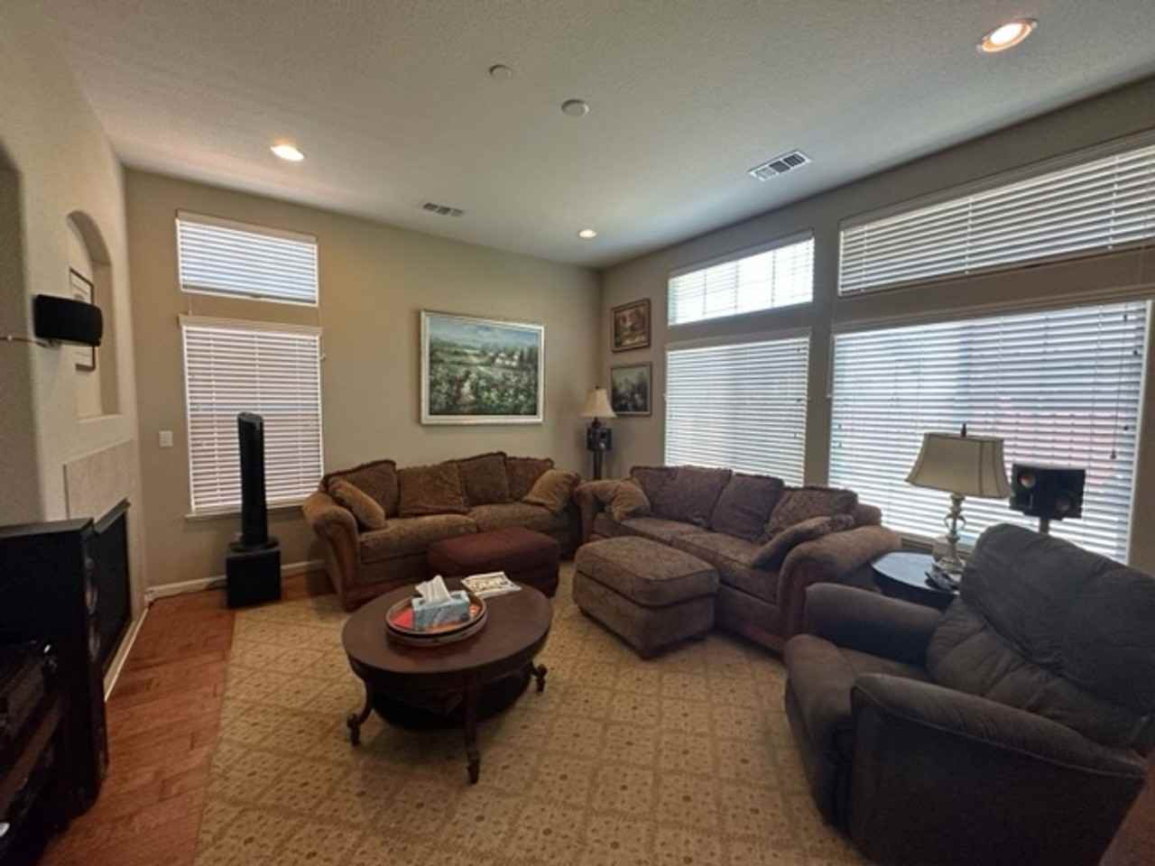 2687 Ortiz Ave - Photo 2 of 7