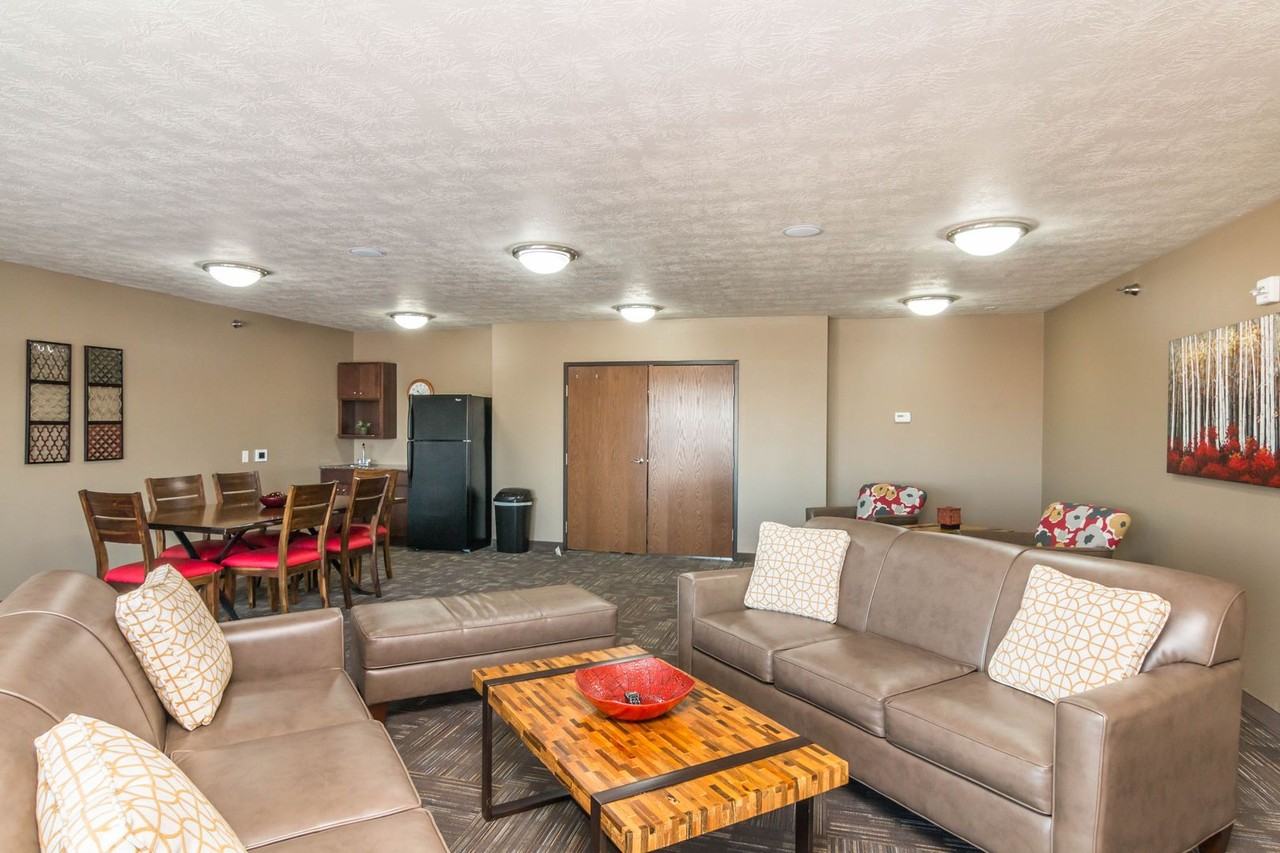 Prairie Vista Apartments - Photo 5 of 40