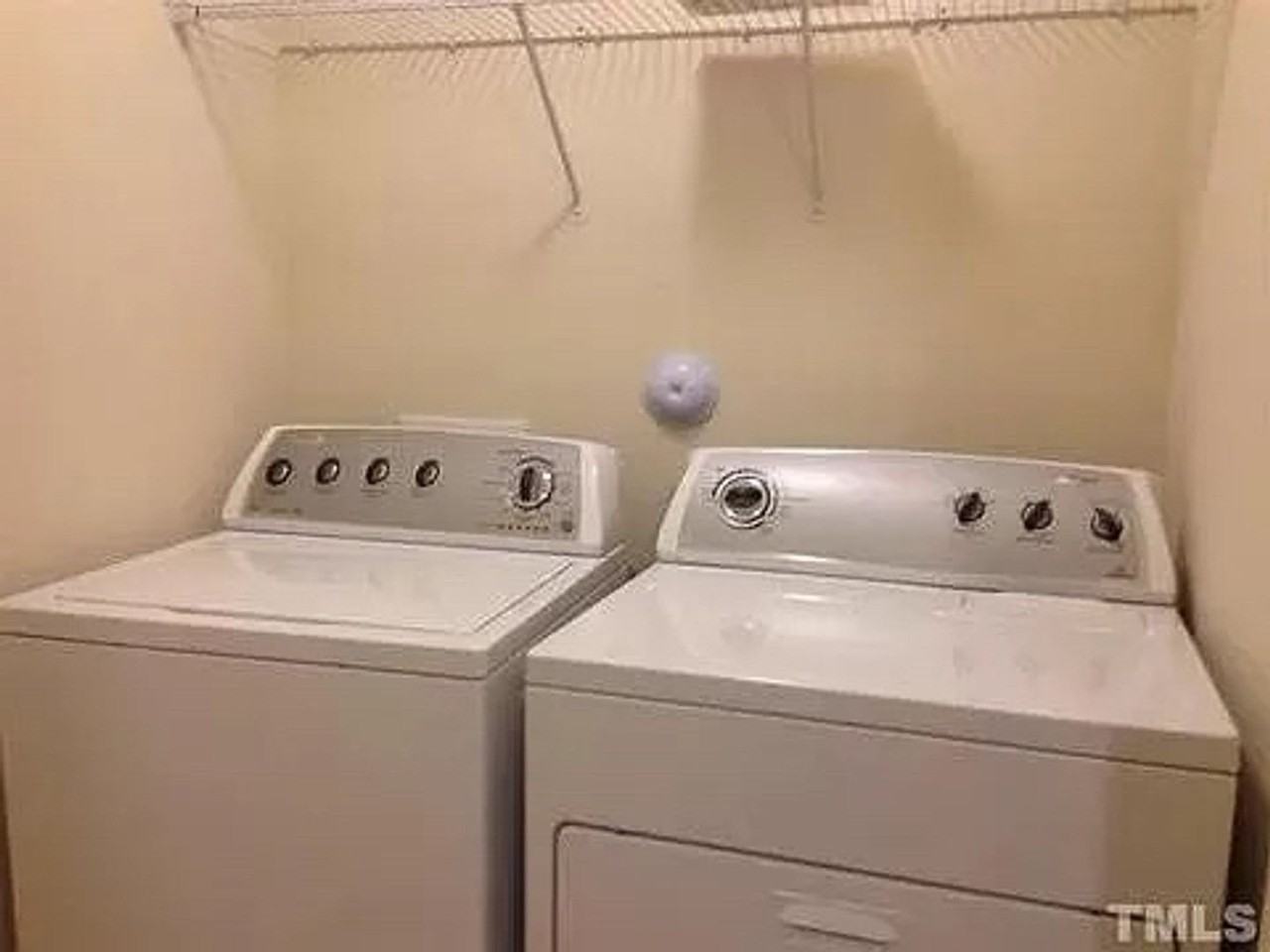 24 Sangre De Cristo Dr - Photo 6 of 6