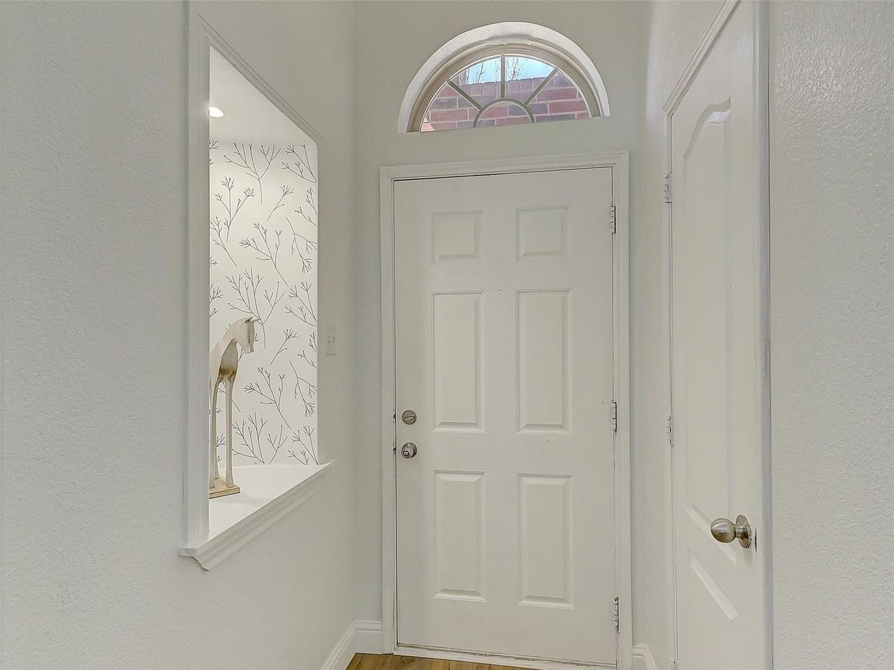 6324 Maritime St - Photo 3 of 25
