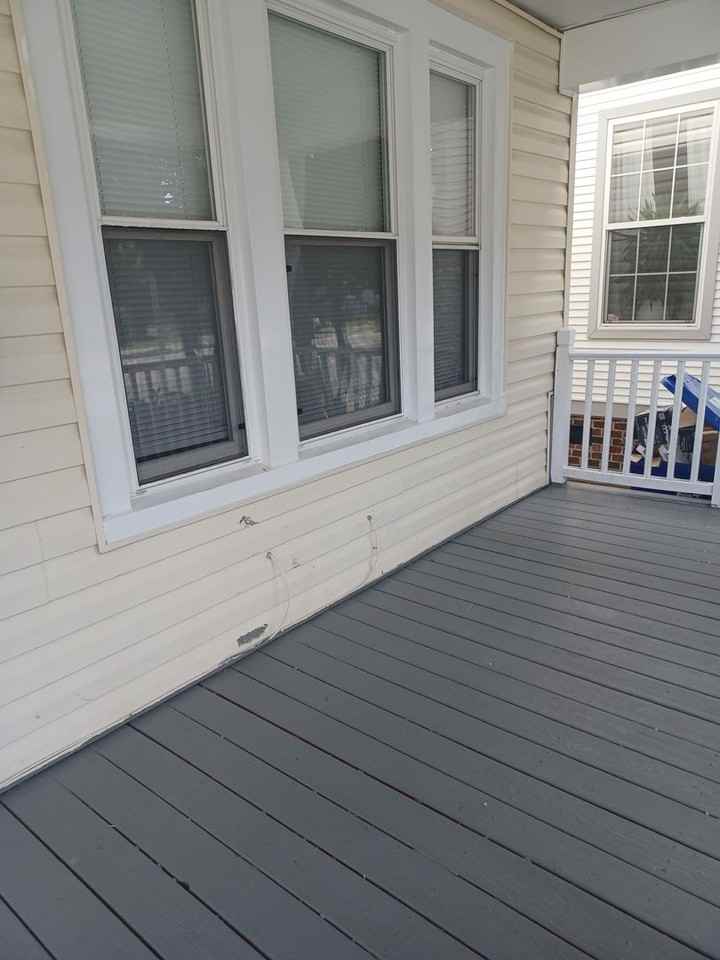 706 W 35th St - Photo 2 of 16