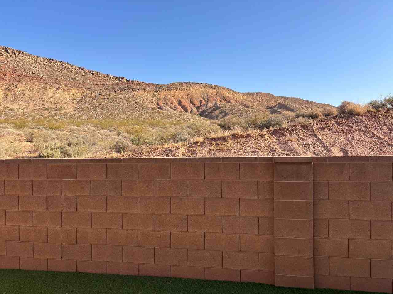 2917 E Rill Dr - Photo 5 of 27