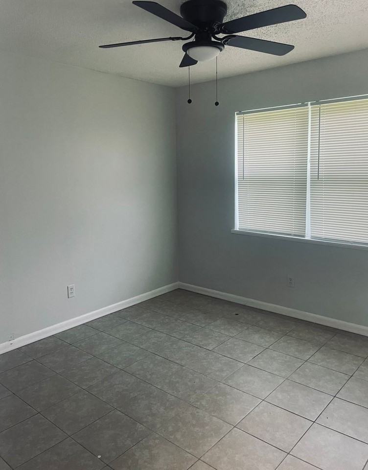 5224 Baronne St - Photo 2 of 7