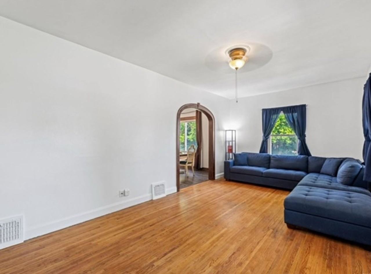 1124 Washington Ave - Photo 6 of 16