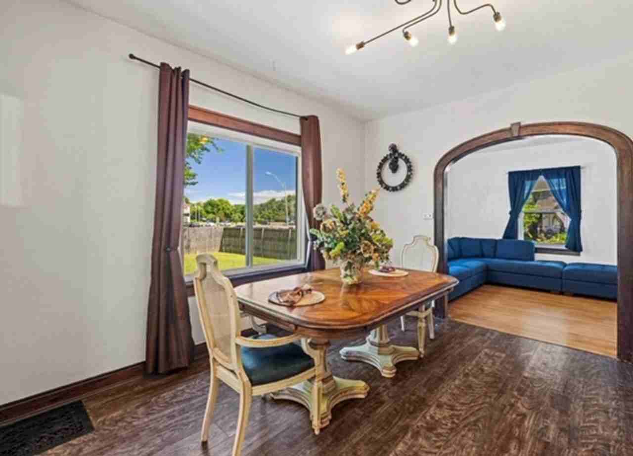 1124 Washington Ave - Photo 7 of 16