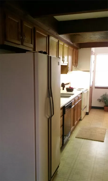 658 E Crest Dr #A - Photo 3 of 3