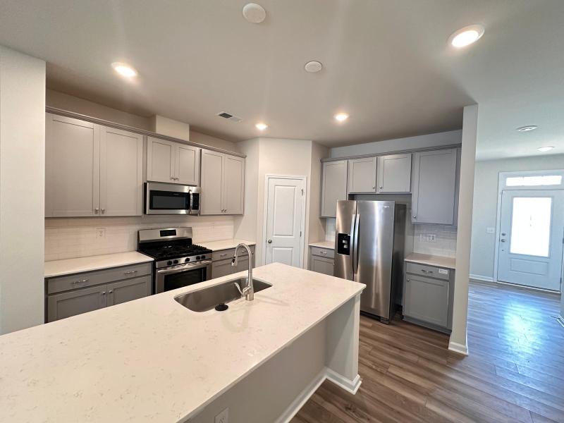 13020 Cottage Crest Ln - Photo 6 of 18