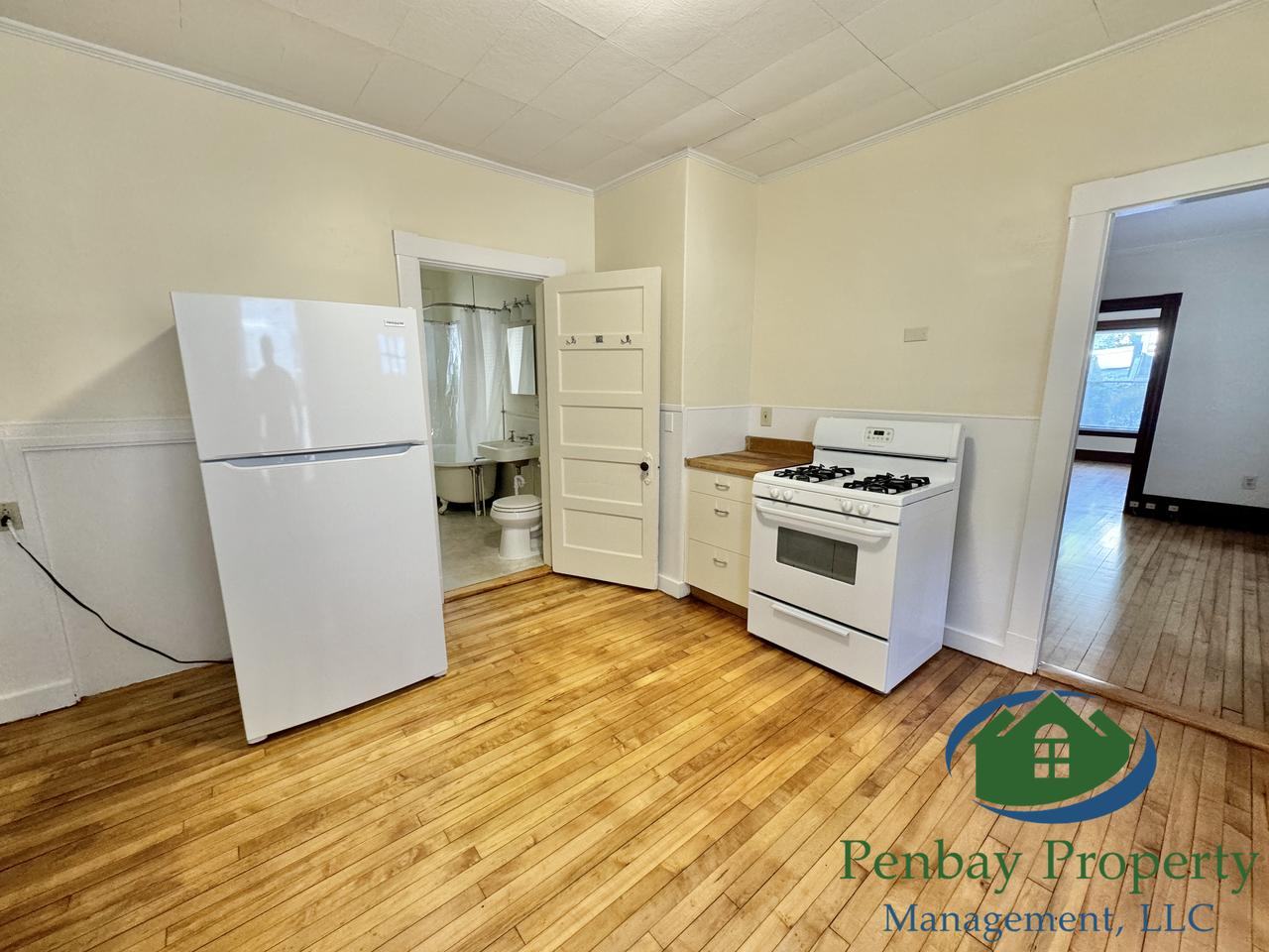 66 Center Street - Photo 3 of 15