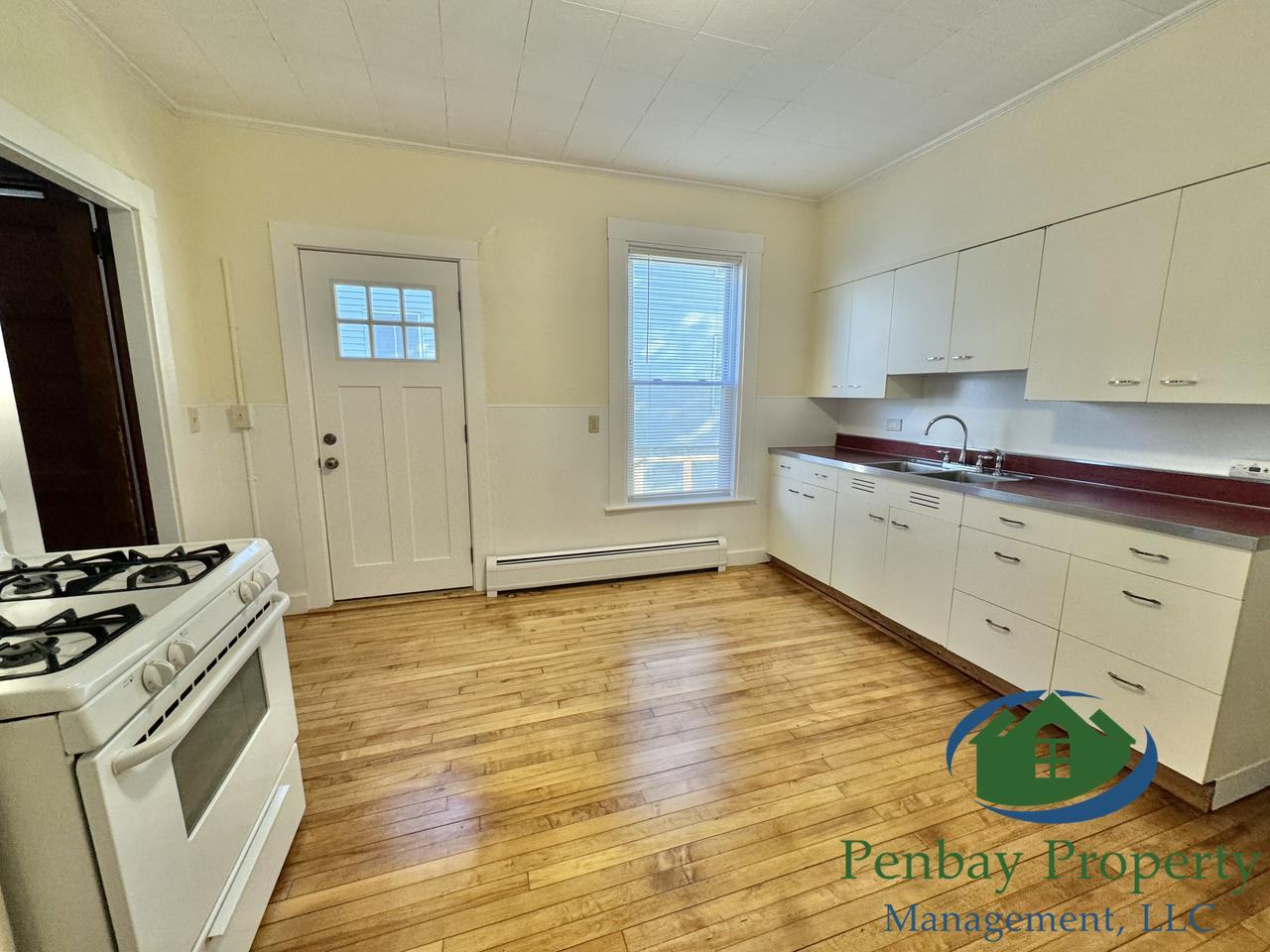 66 Center Street - Photo 5 of 15