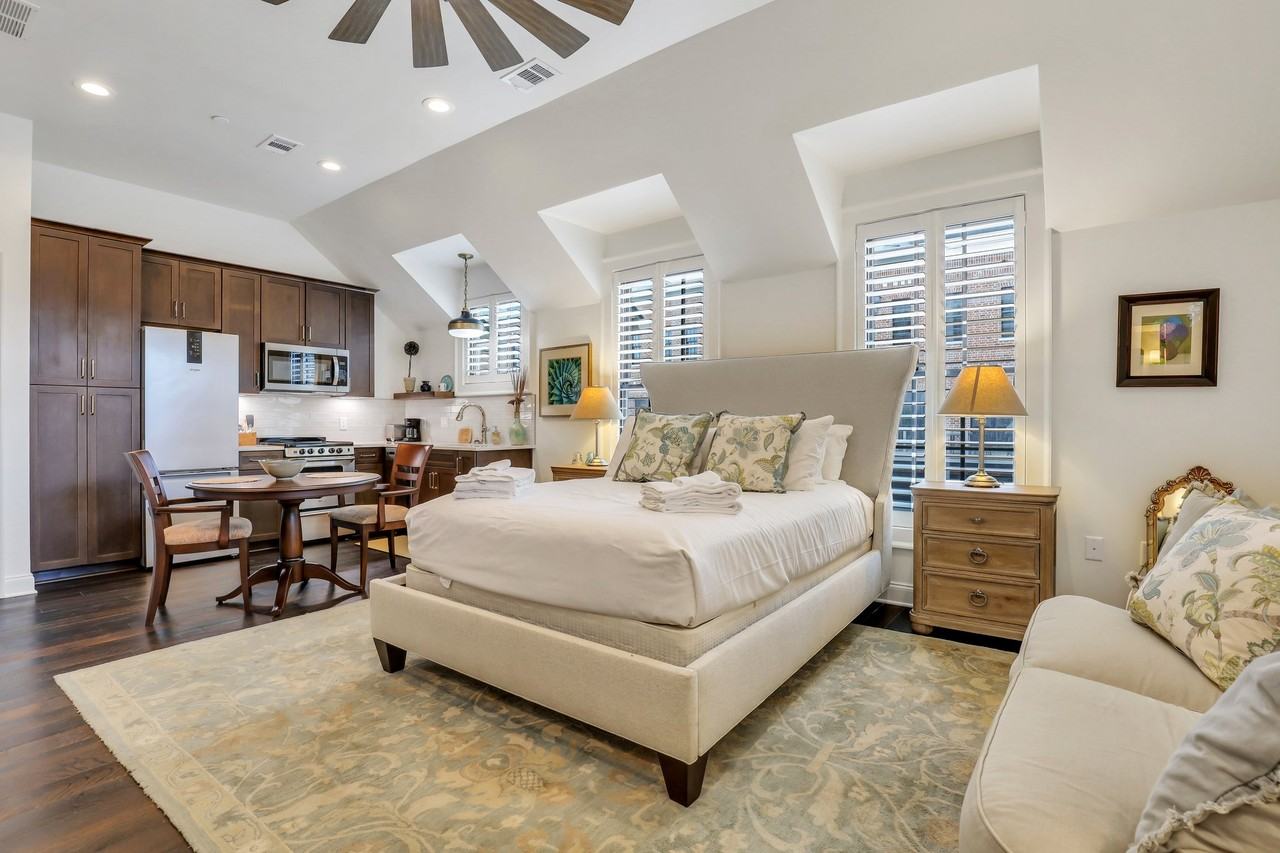 450 Geo Meyer Ave #C - Photo 2 of 12