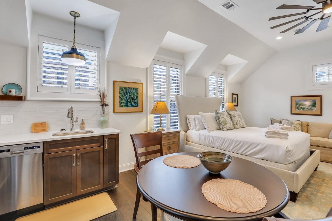 450 Geo Meyer Ave #C - Photo 6 of 12