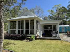 featured image of 443 Bayou Cir #NA
