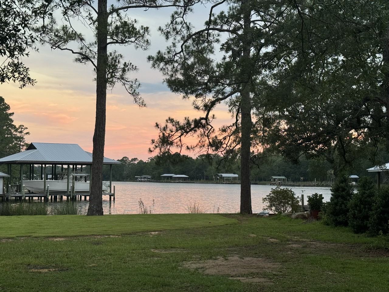 443 Bayou Cir #NA - Photo 4 of 14