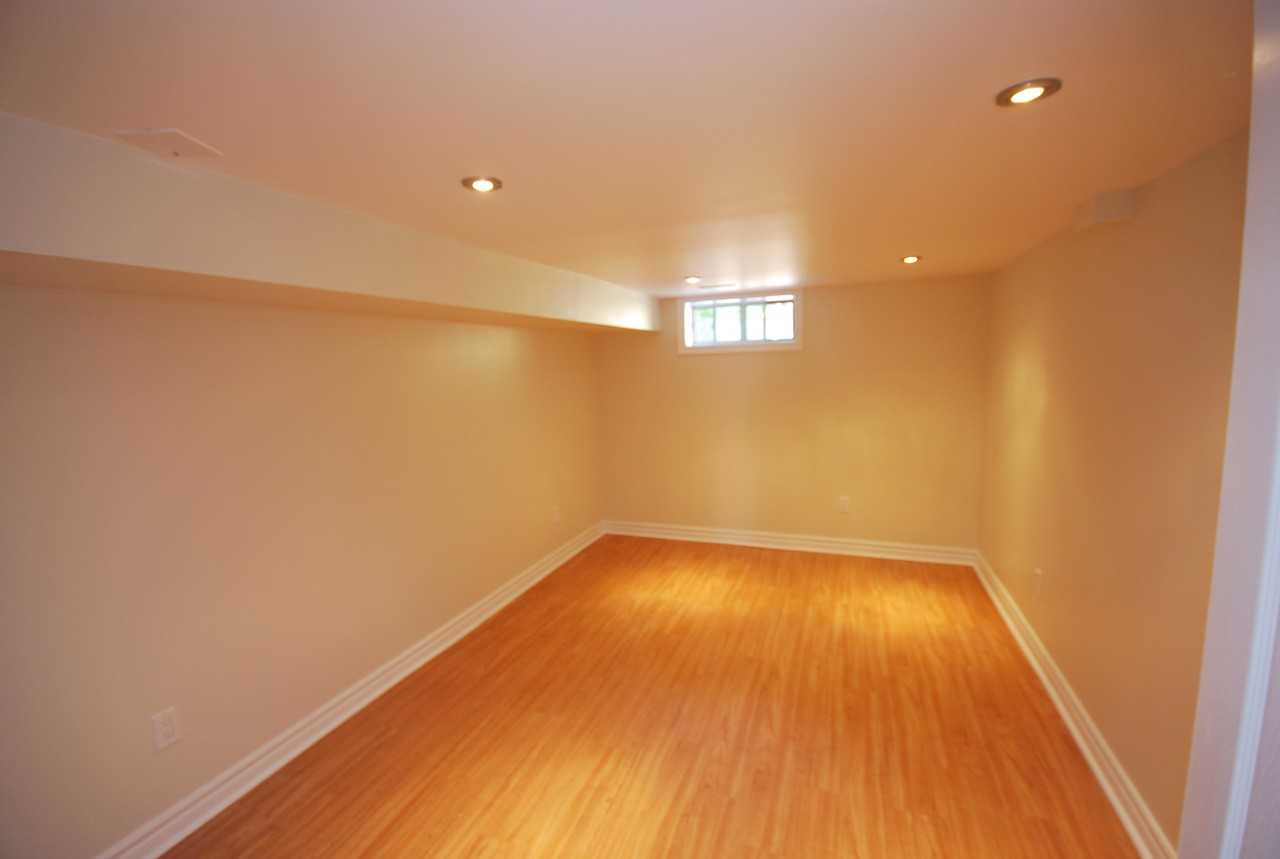 462 Pape Avenue - Photo 5 of 9