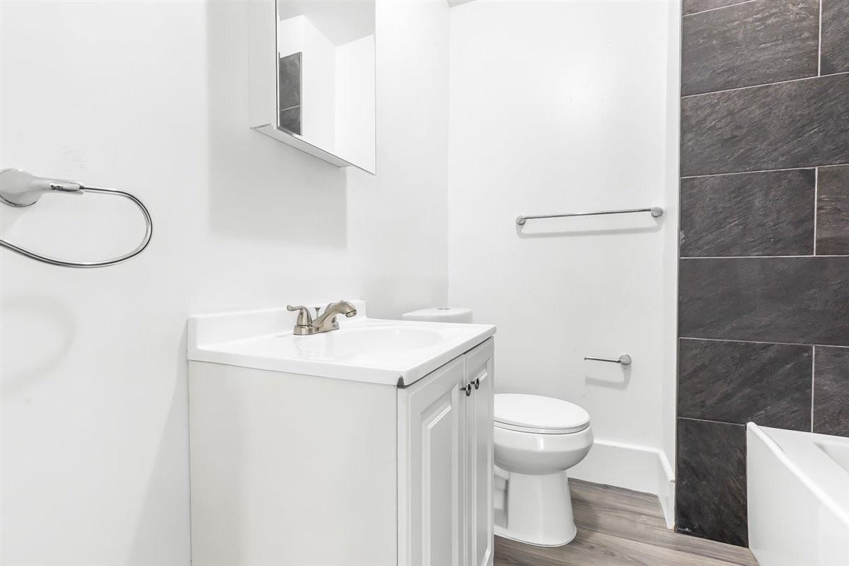 330 Westminster St #NA - Photo 7 of 21