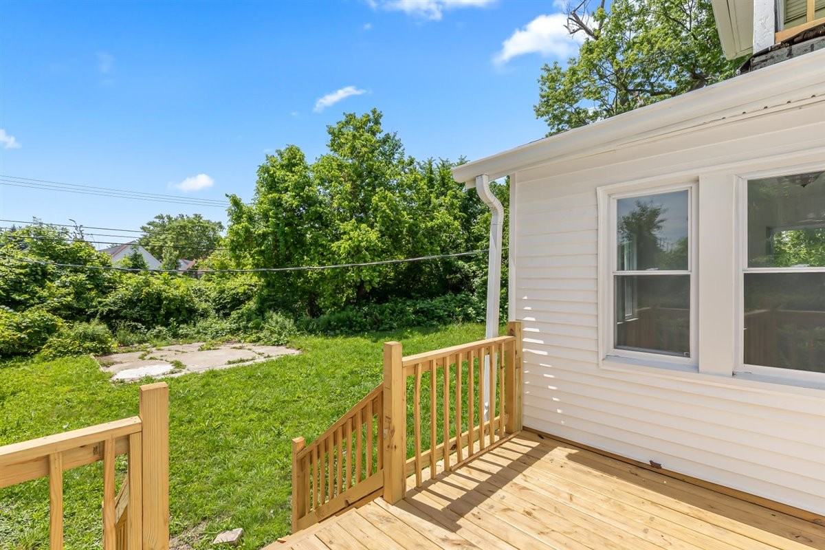 330 Westminster St #NA - Photo 6 of 21