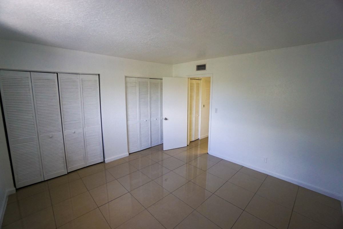 155 Se 5th Ct #22 - Photo 7 of 10