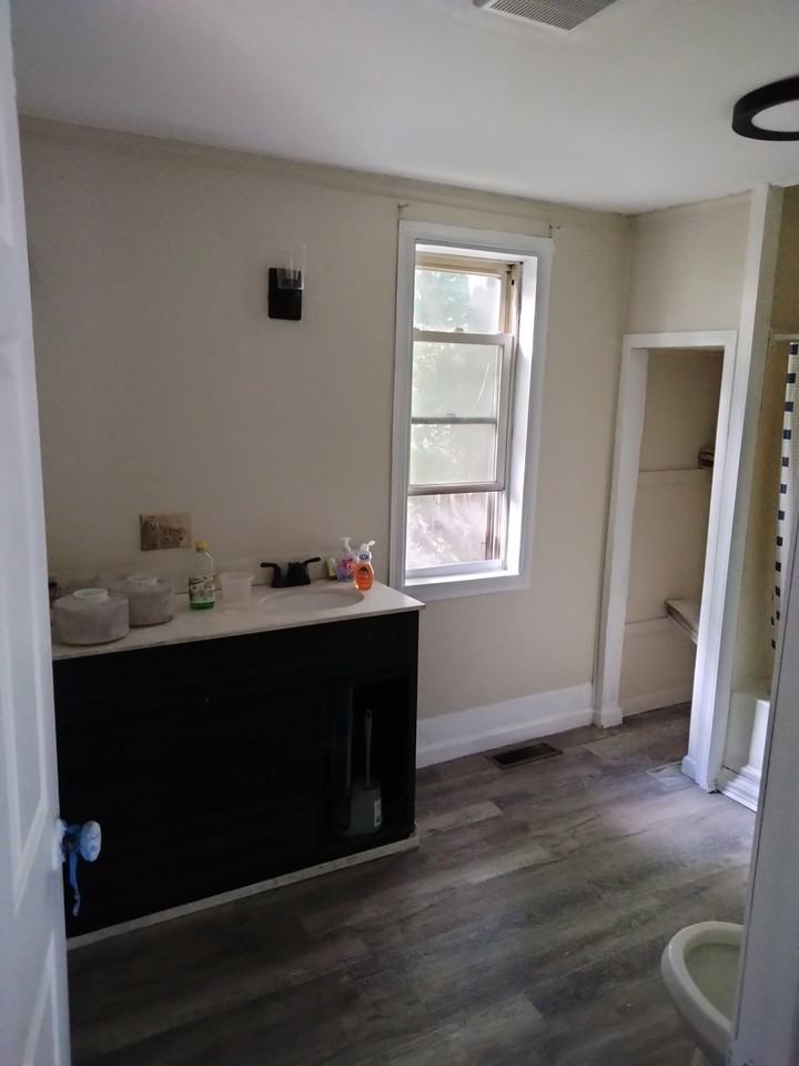 95 Martin Brook St #NA - Photo 6 of 9