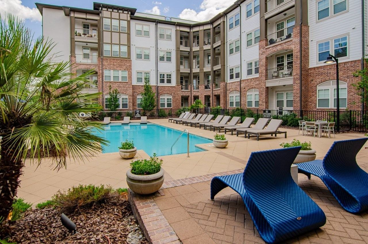 Tapestry Bocage - Photo 2 of 38