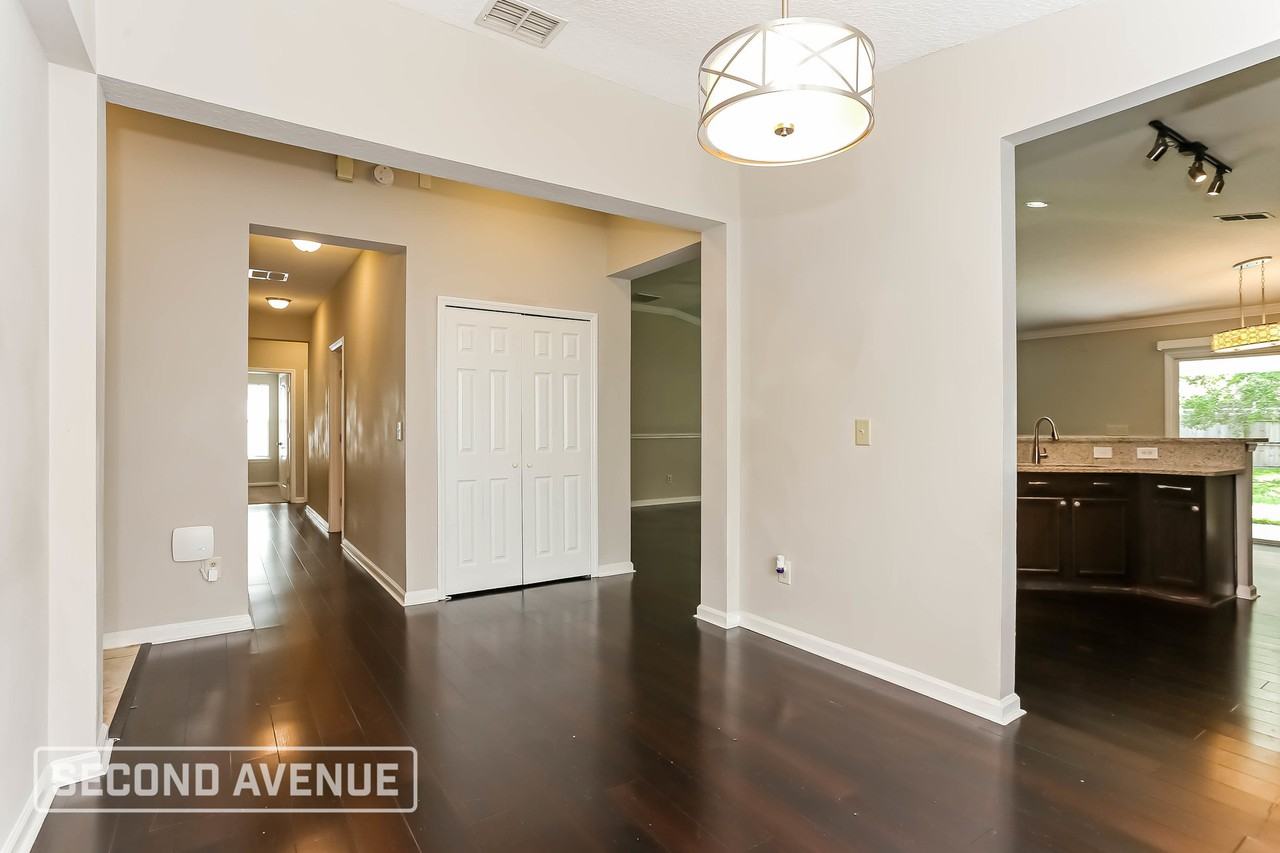876 Bonaparte Landing Ct - Photo 5 of 23