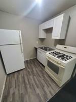 featured image of 2214 W Hopkins St