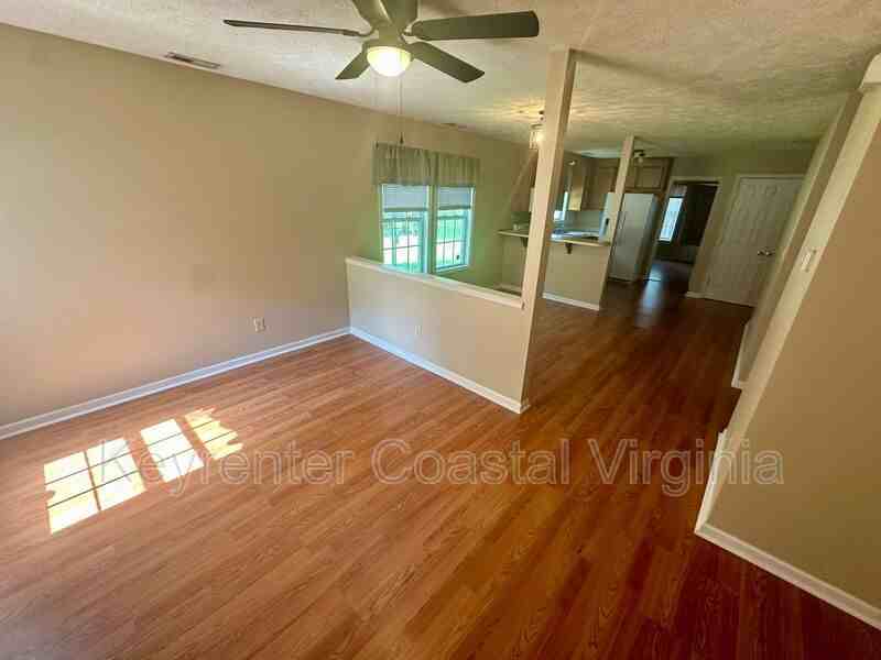 312 West St - Photo 3 of 13