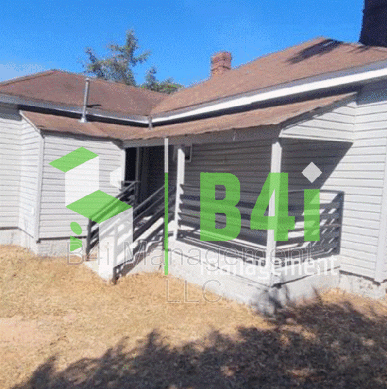 305 W Walker St - Photo 3 of 10