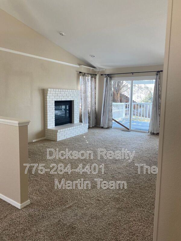 1911 Canyon Ridge Dr - Photo 3 of 19