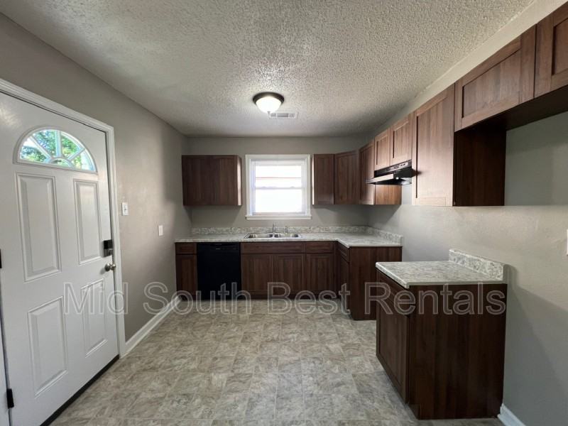 423 Delta Rd - Photo 3 of 8